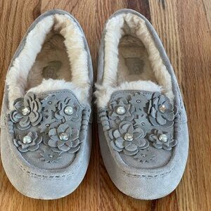 NWOT UGG Ansley suede/wool slippers